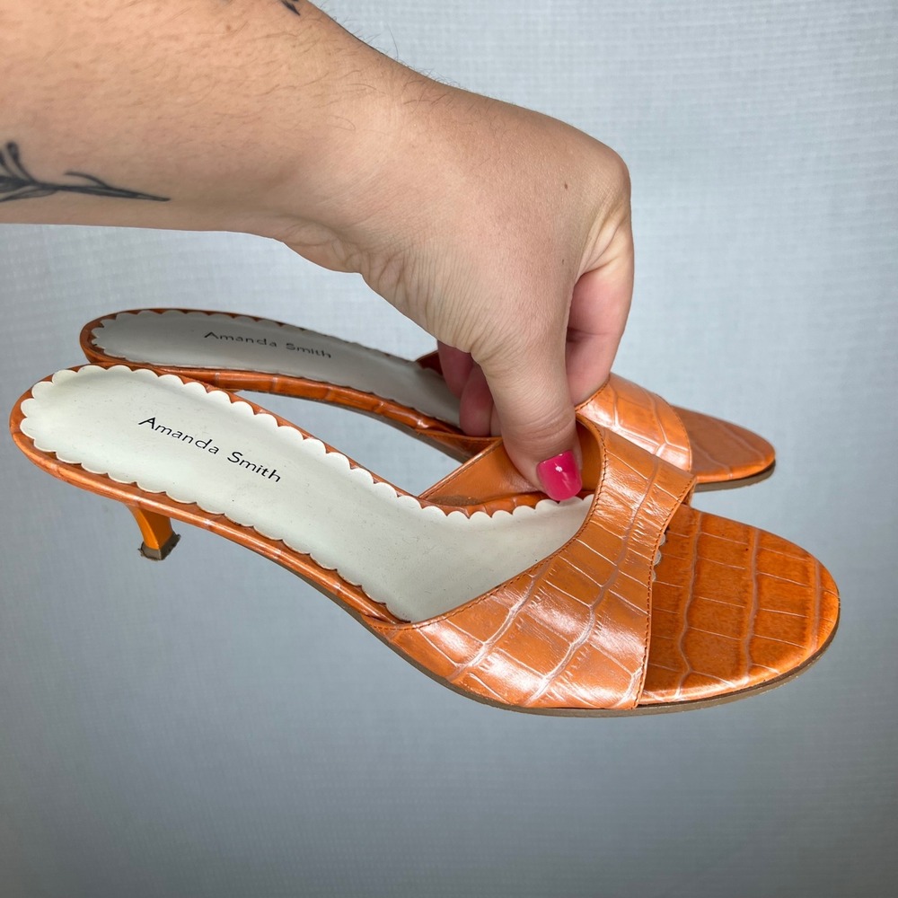 Amanda Smith Orange Crocodile Embossed Kitten Heel Mules Open Toe Sandals 7M